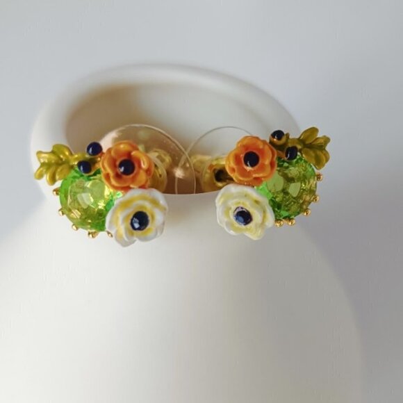 Les NEREIDES GREEN FLOWER stone earrings - Picture 1 of 4